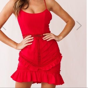 SELFIE LESLIE RED MINI COCKTAIL DRESS